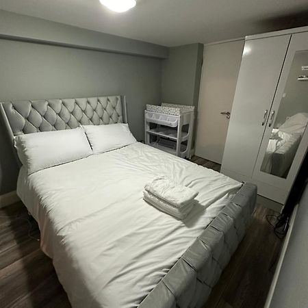 Entire Apartment In Dublin Extérieur photo