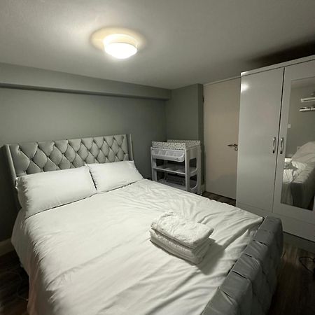 Entire Apartment In Dublin Extérieur photo